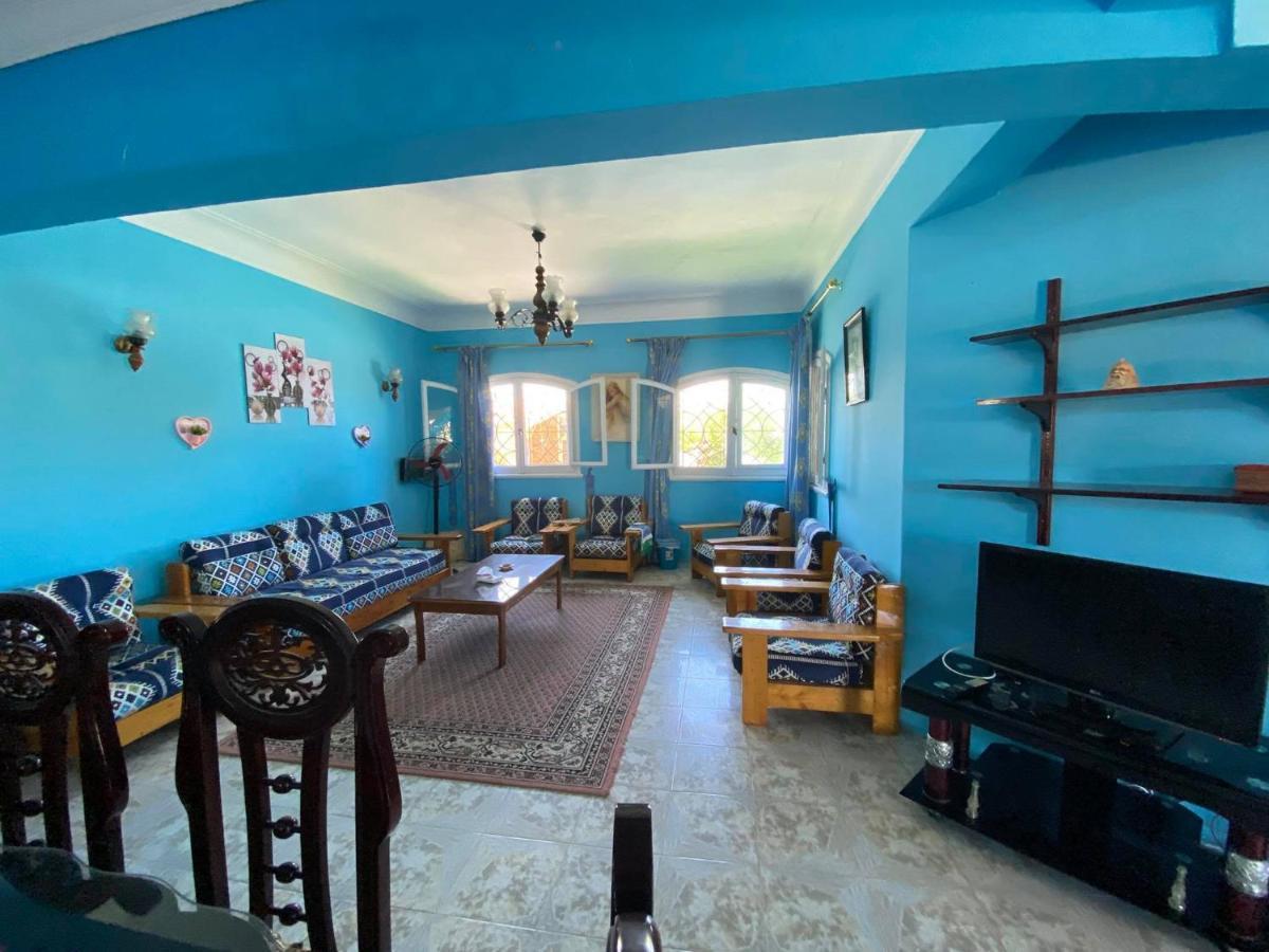 Vilă Blue House